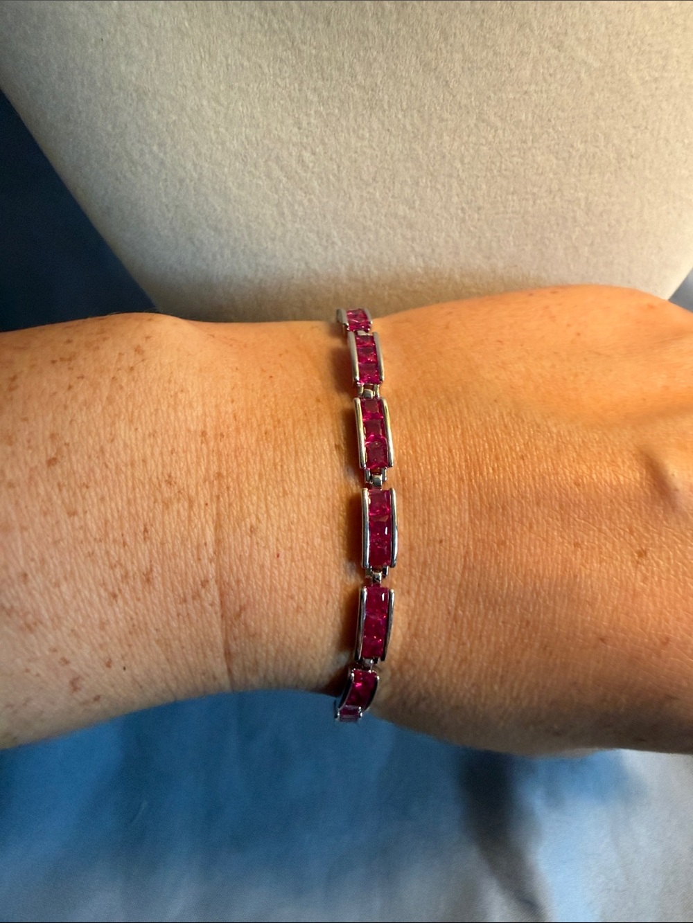 Women's Pink Stone Link Bracelet - Elegant Tennis Style